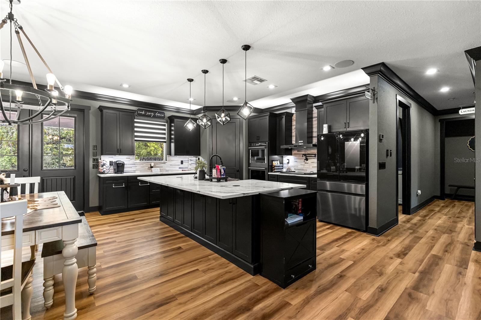 MANOR HILL ESTATE - Residential