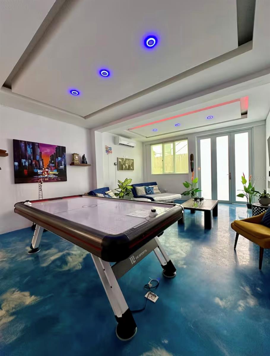 VAZQUEZ COTTO RUBEN OMAR - Residential