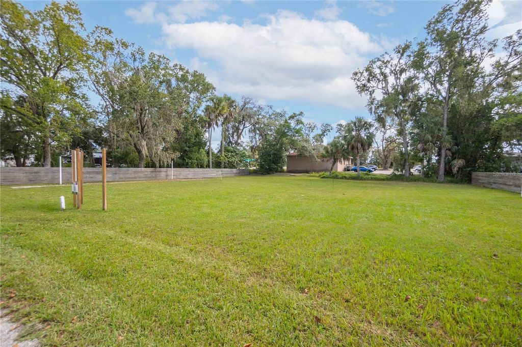 Photo of 464 NE 2nd Street, Crystal River, FL 34429 (MLS # W7857882)