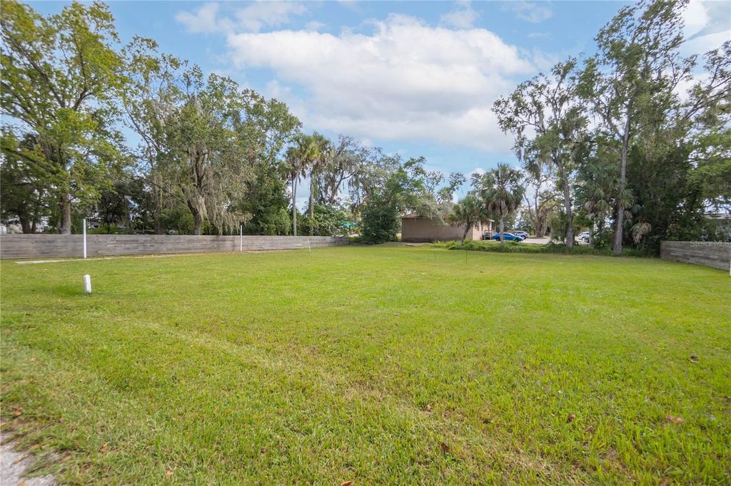 Photo of 464 NE 2nd Street, Crystal River, FL 34429 (MLS # W7857882)