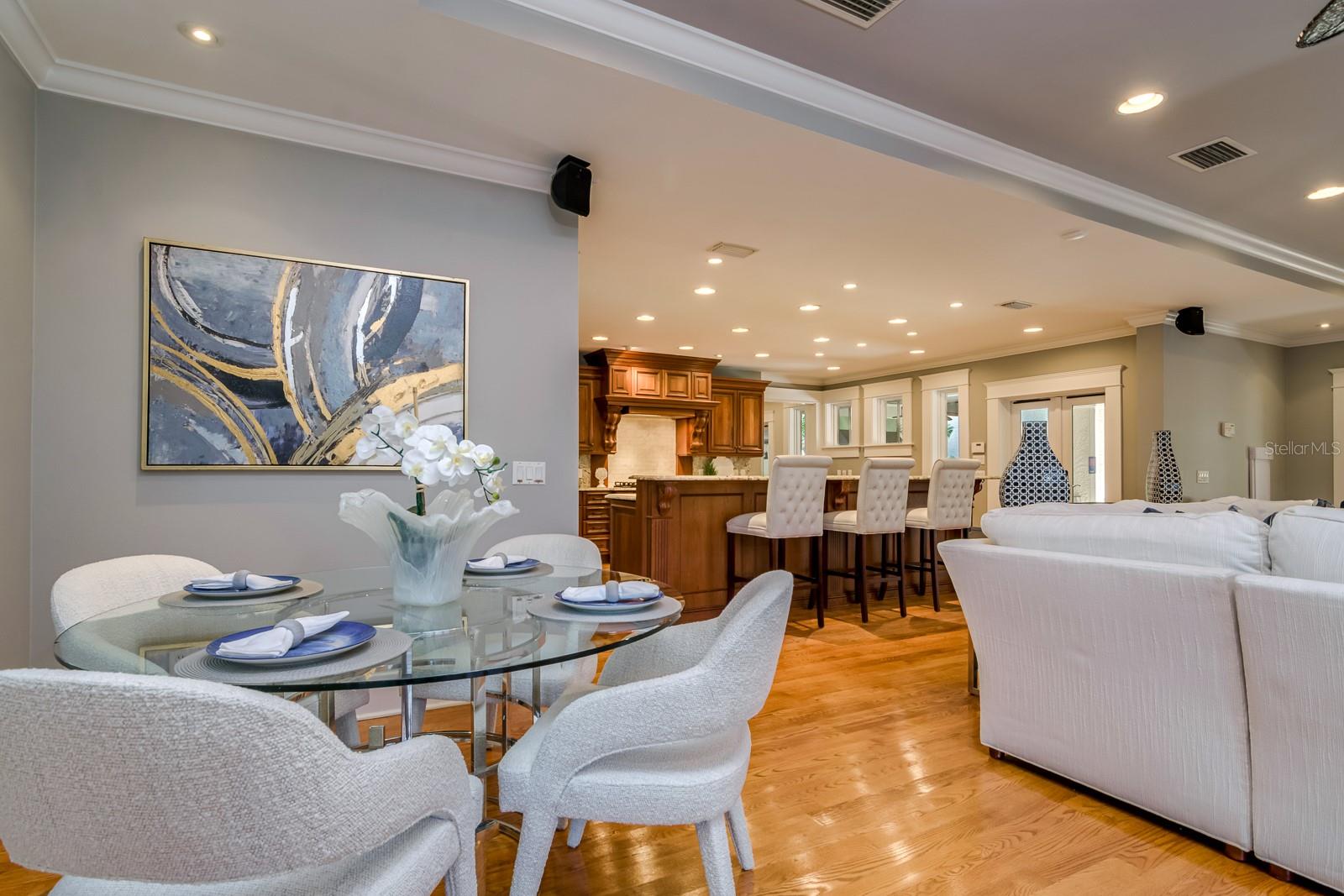 HYDE PARK WEST - Residential