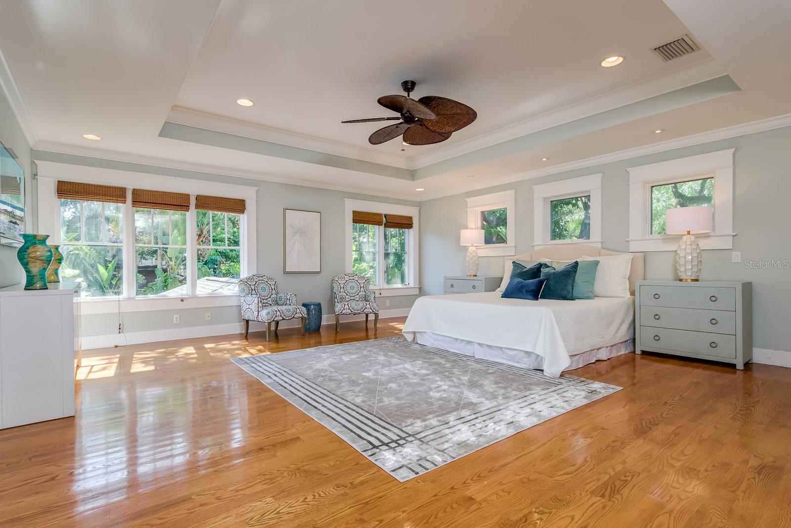 HYDE PARK WEST - Residential