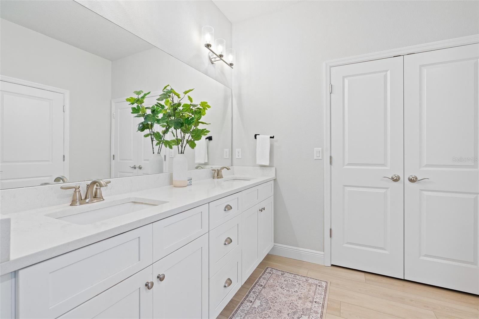 PALMS-PHASE 5 - Residential