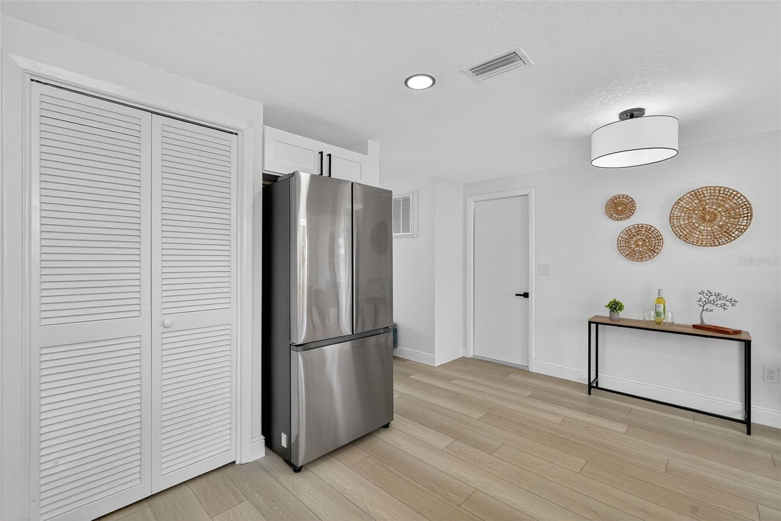CREST RIDGE GARDENS - Residential