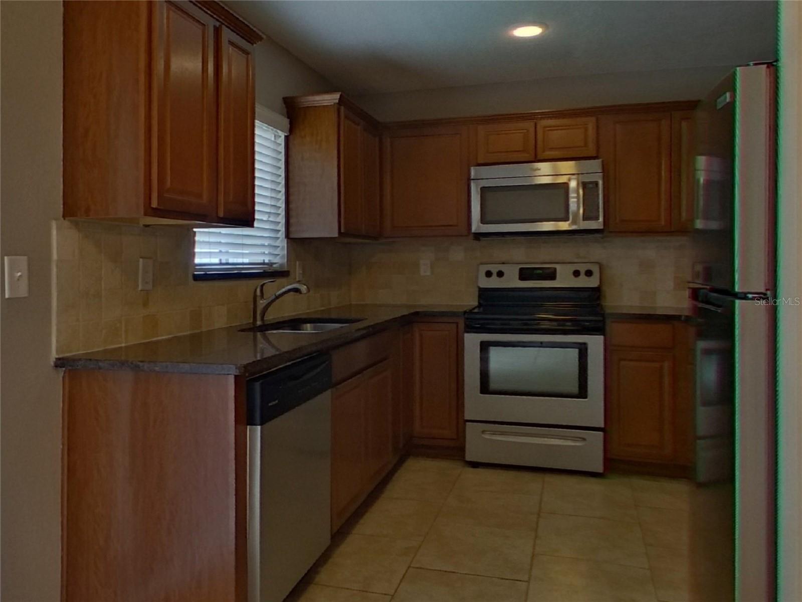 1708 HIBISCUS CIRCLE N