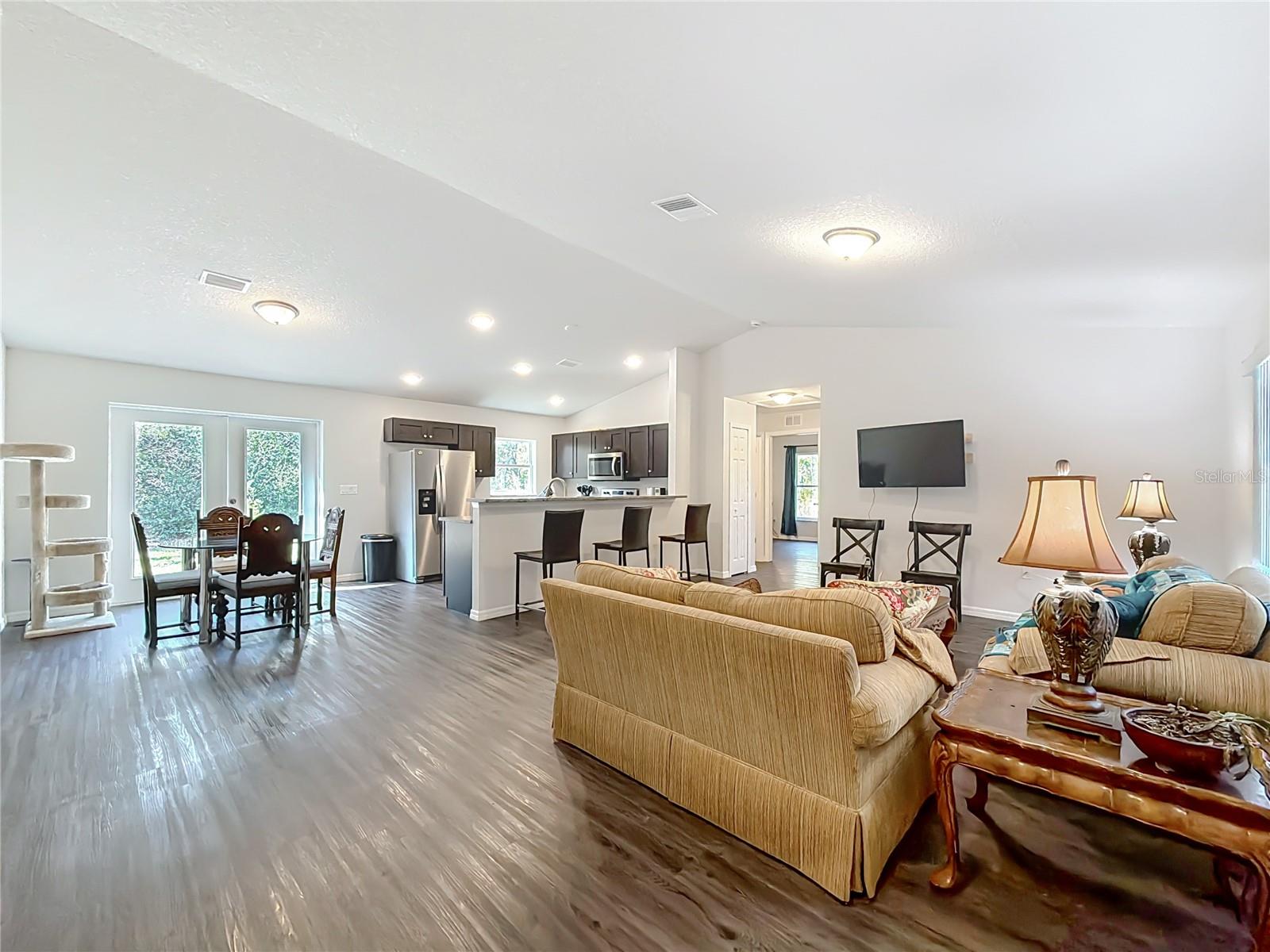 CITRUS SPGS UNIT 09 - Residential