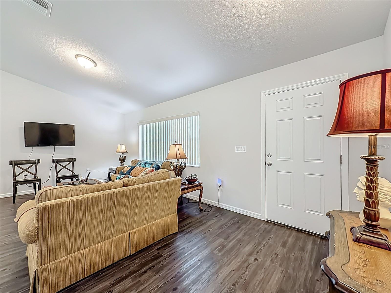 CITRUS SPGS UNIT 09 - Residential