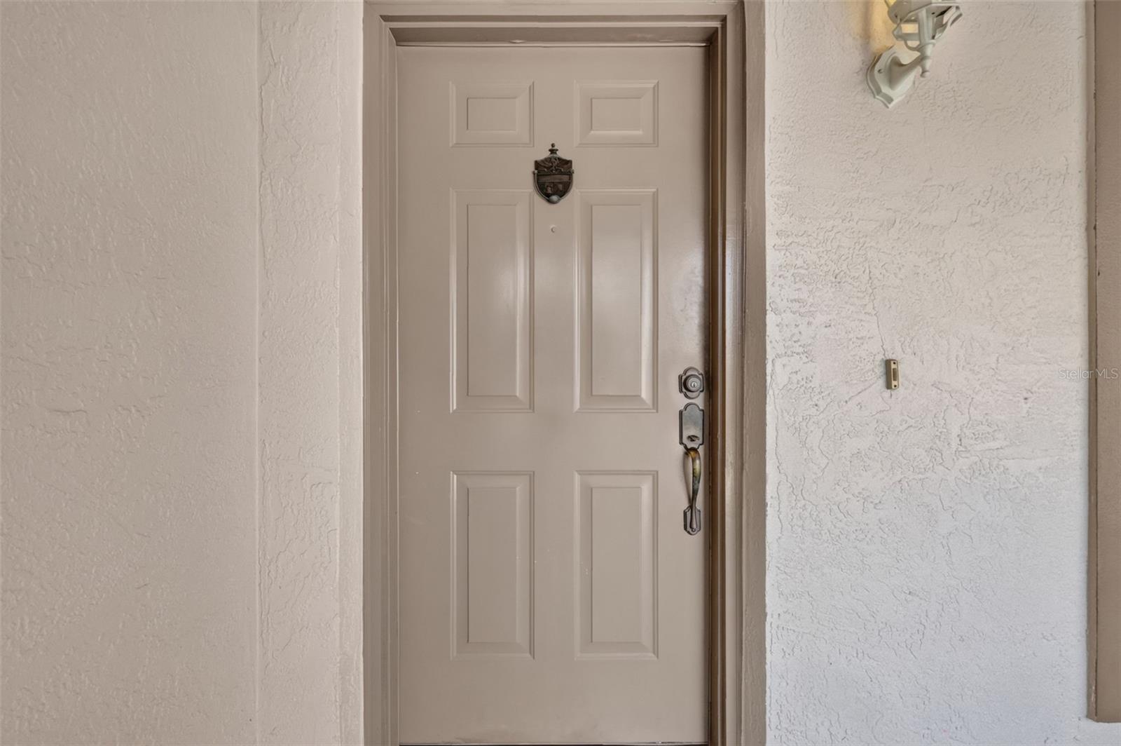 1911 DEL NORTE DRIVE