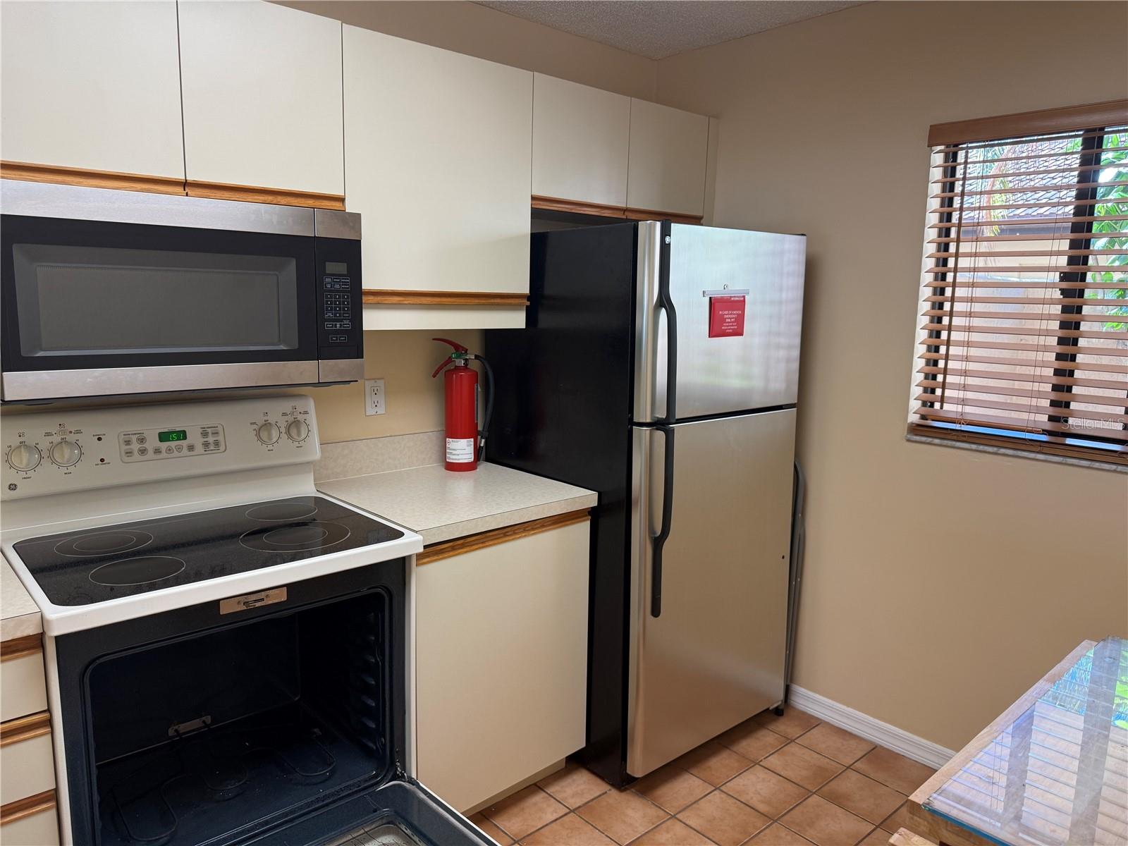 ASHTON LAKES 01 & 02 - Residential