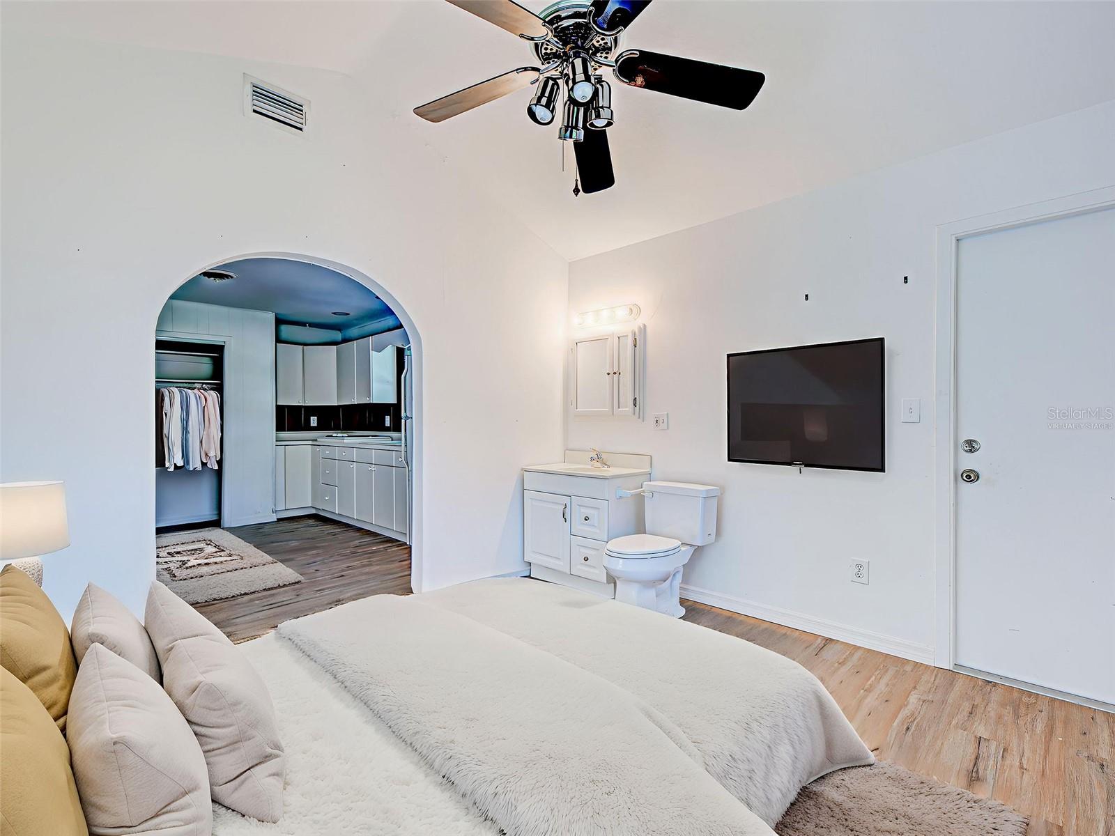 ENGLEWOOD OF - Residential