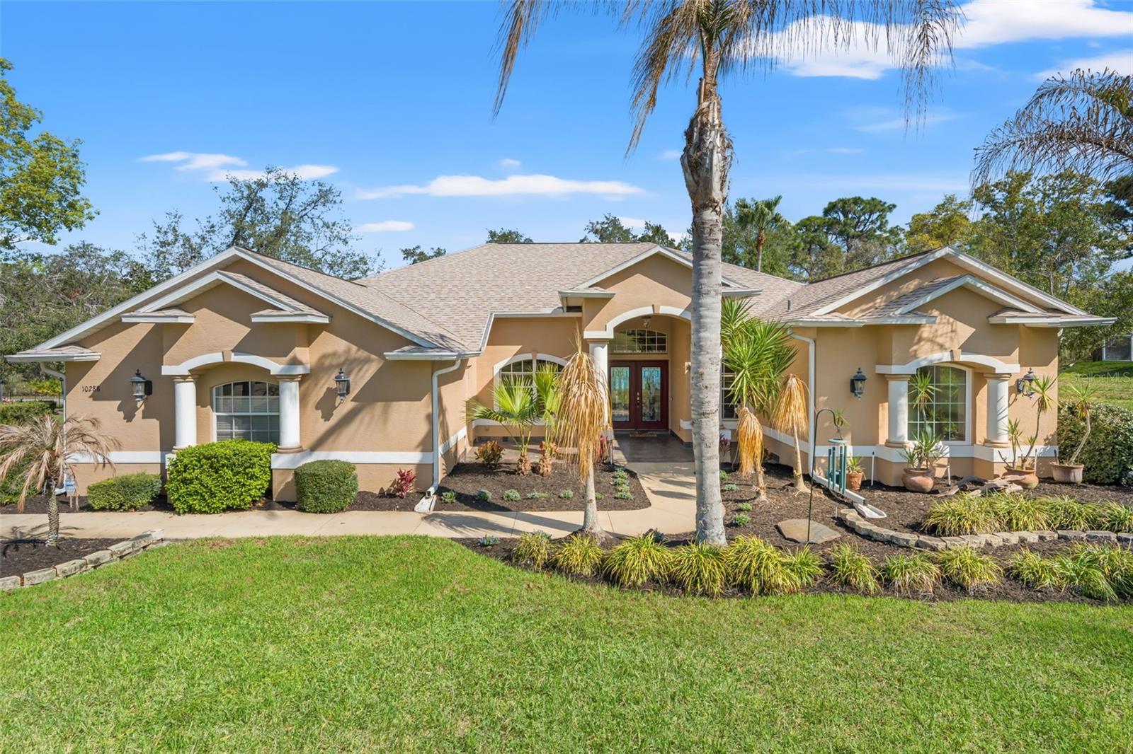 ENCLAVE OF WOODLAND WATERS,THE - Residential