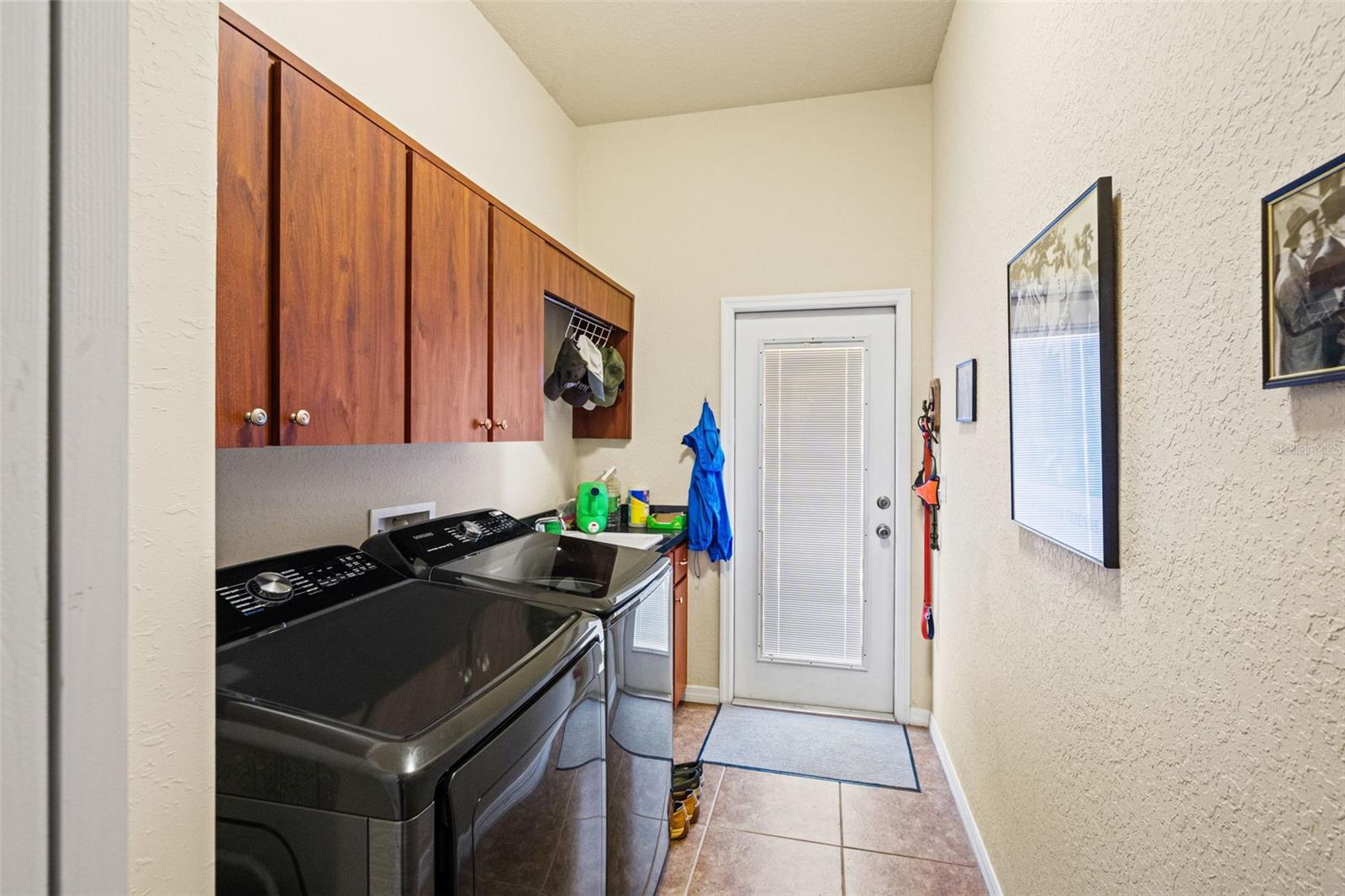 ENCLAVE OF WOODLAND WATERS,THE - Residential