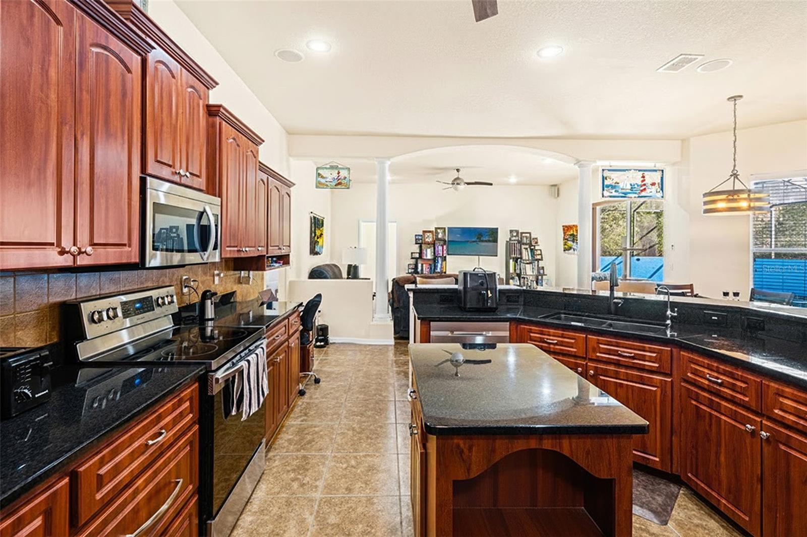 ENCLAVE OF WOODLAND WATERS,THE - Residential