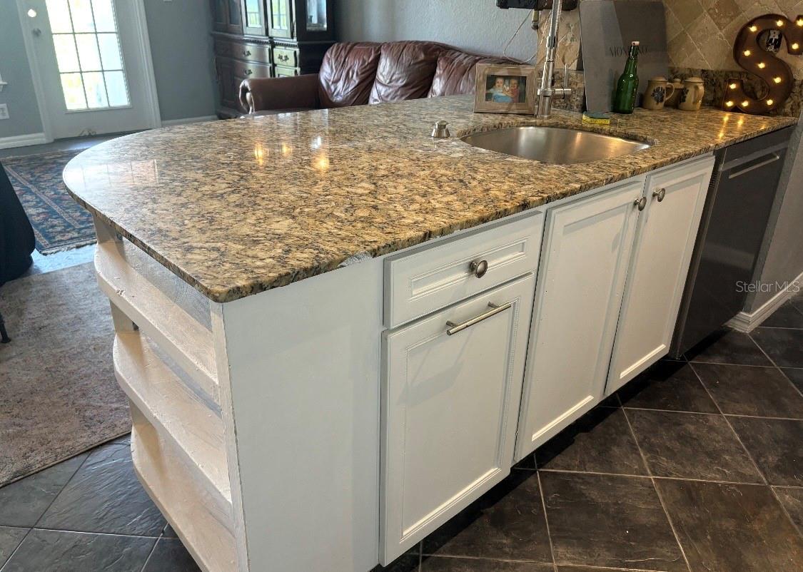 5000 CULBREATH KEY WAY 9-112