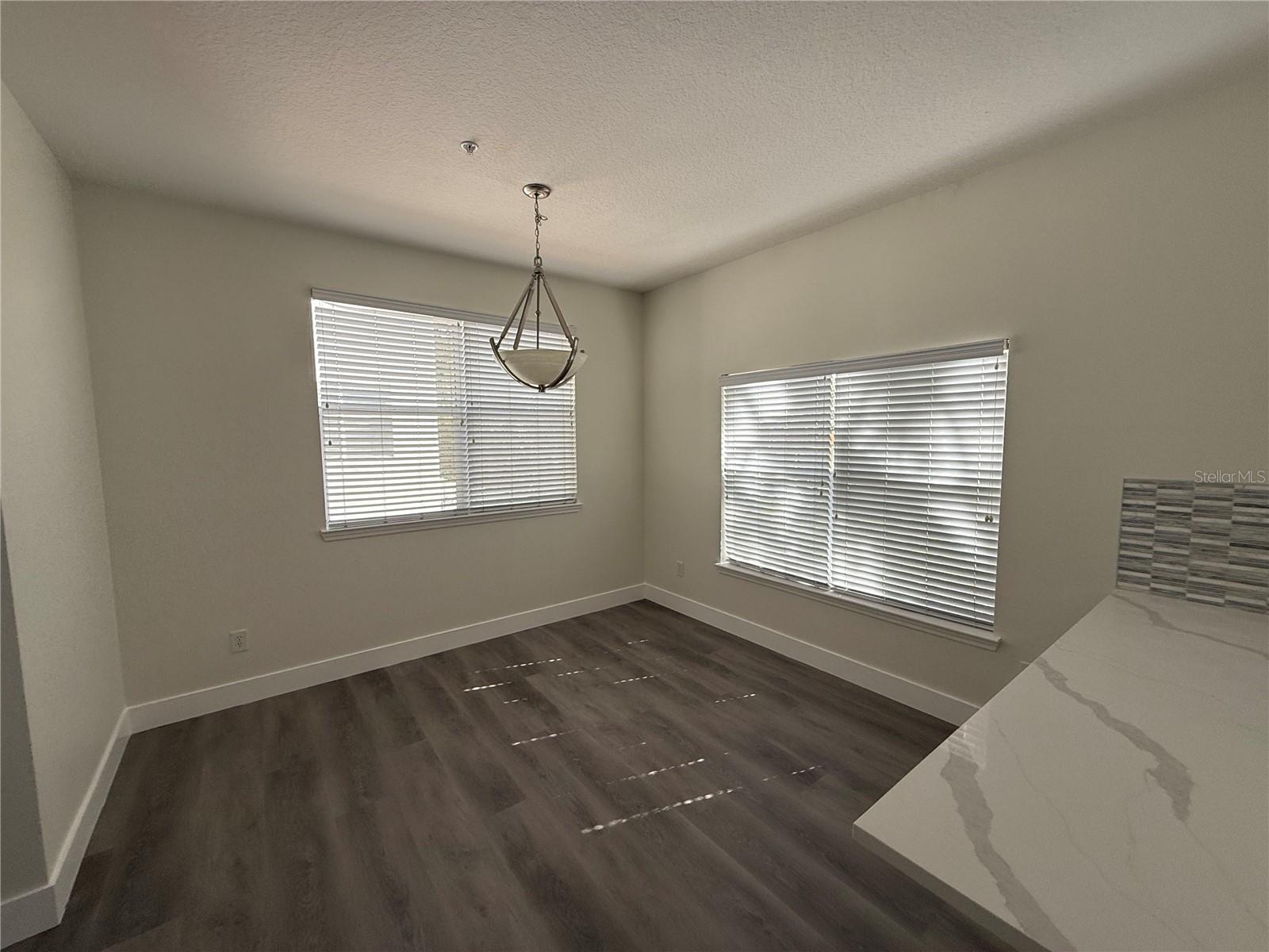 VILLAS OF TOSCANA TWNHMS - Residential Lease