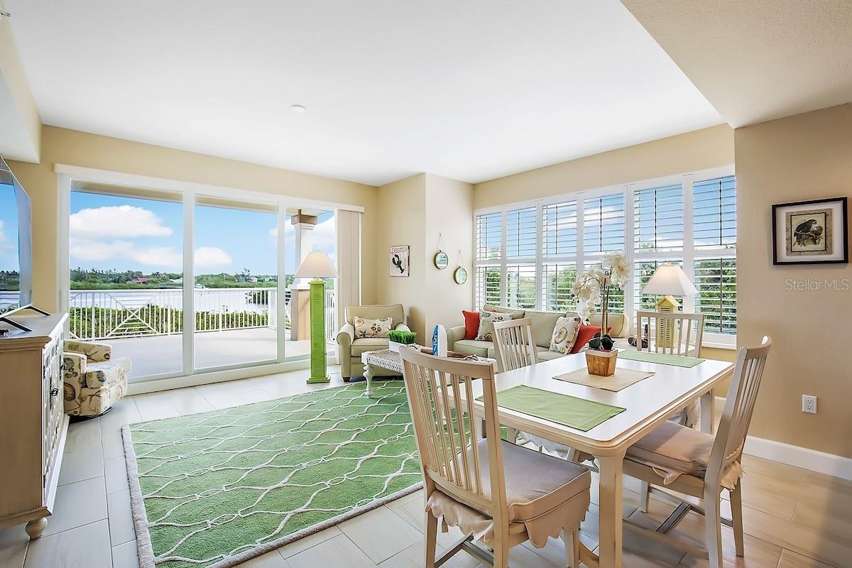 DOLPHIN KEY CONDO - Residential