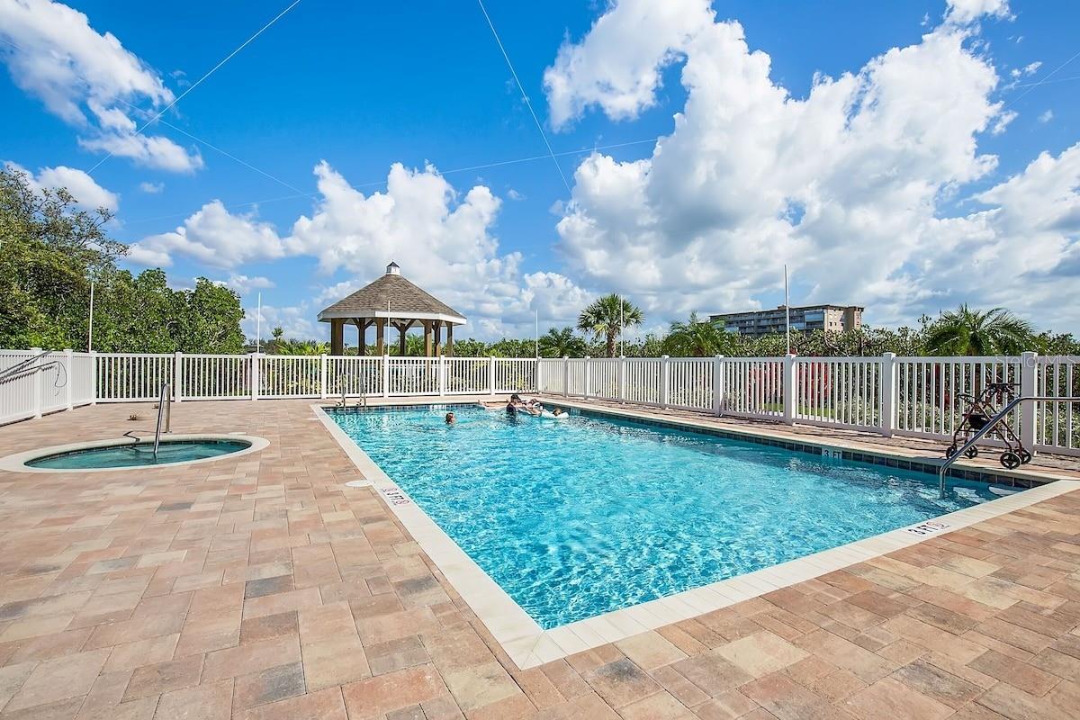 DOLPHIN KEY CONDO - Residential