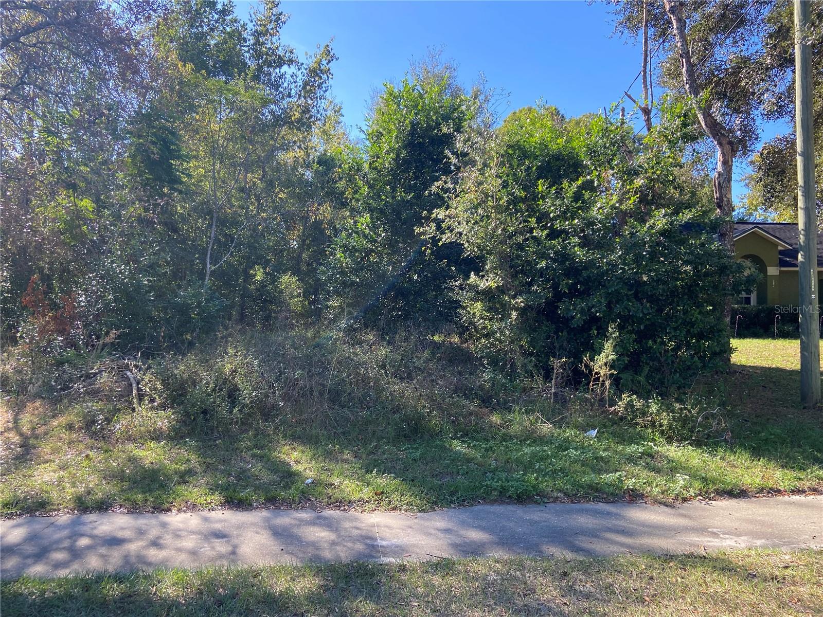 DELTONA LAKES UNIT 71 - Land