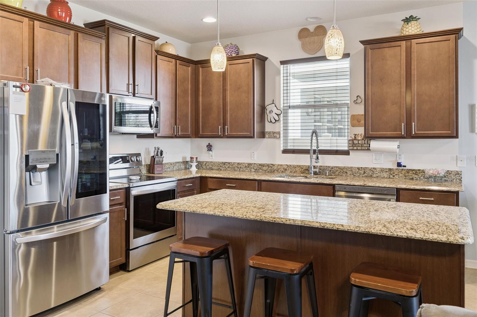 WATERSIDE POINTE - Residential