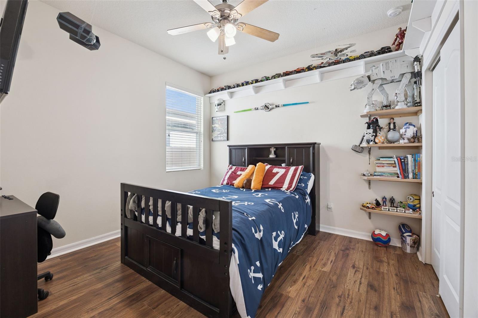 WATERSIDE POINTE - Residential