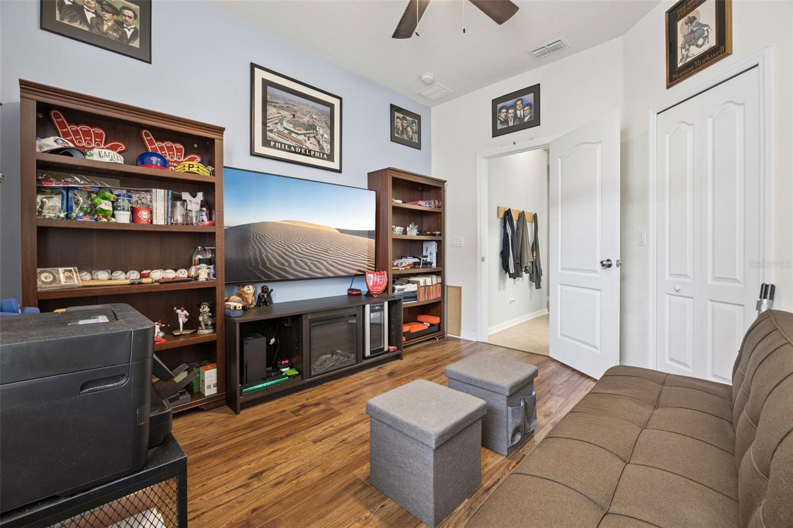 WATERSIDE POINTE - Residential