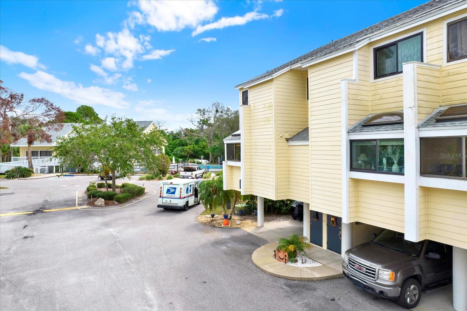 ISLAND CLUB OF TARPON - Residential