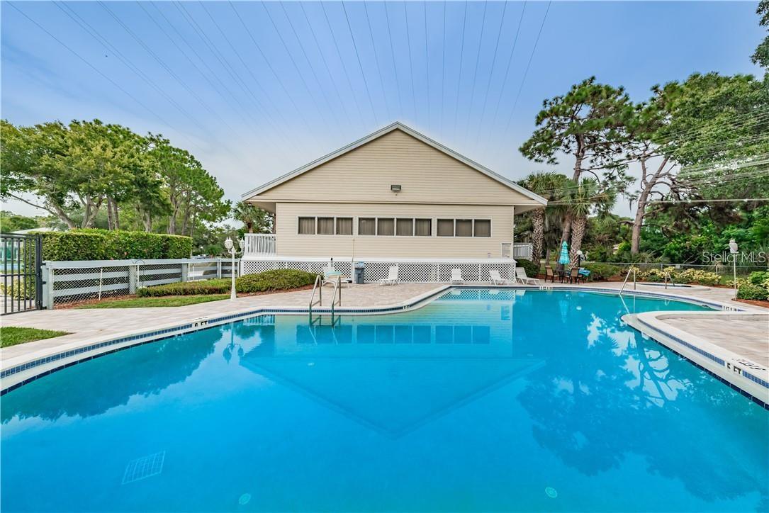 ISLAND CLUB OF TARPON - Residential