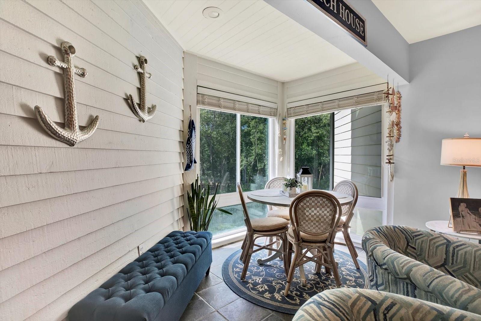 ISLAND CLUB OF TARPON - Residential