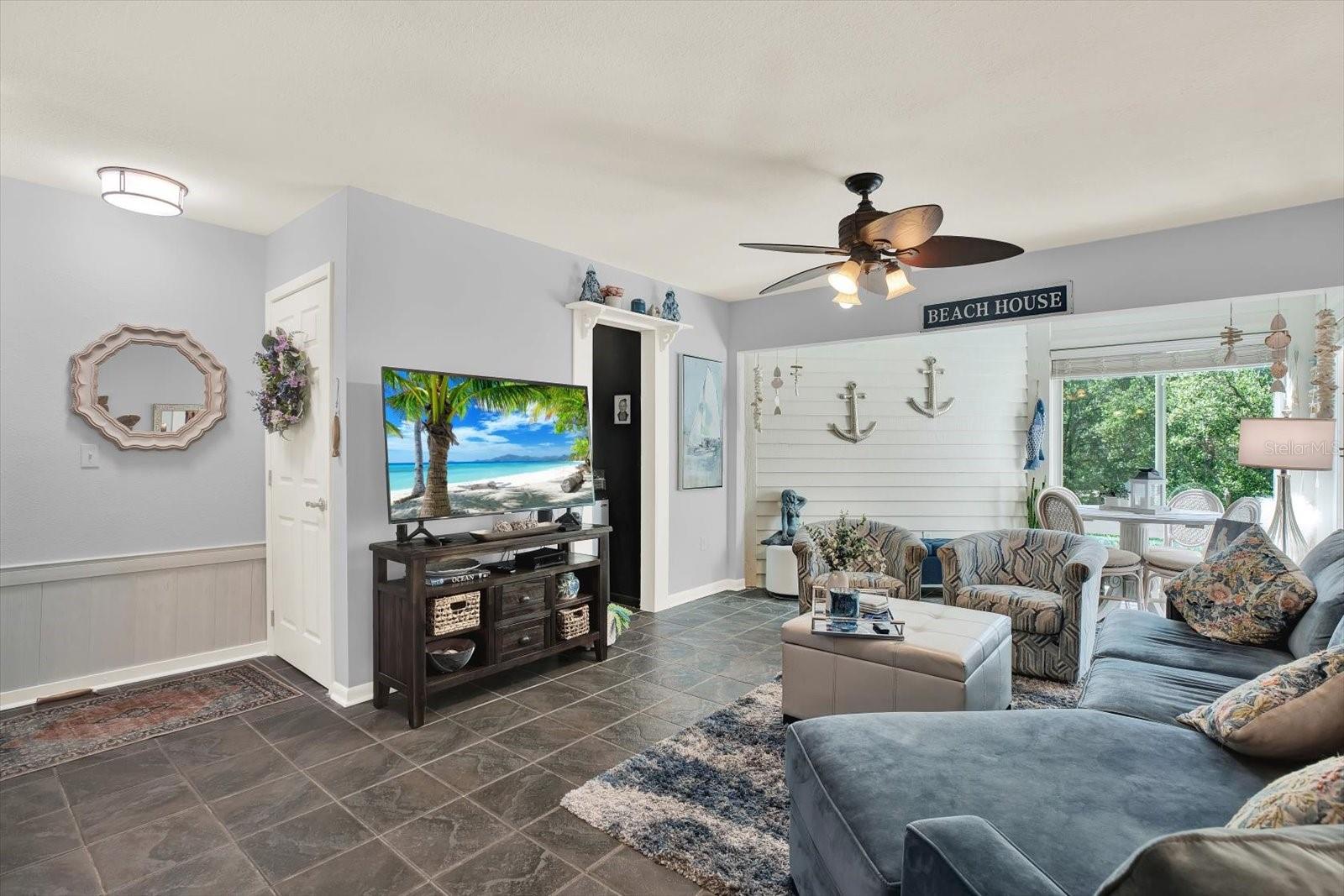 ISLAND CLUB OF TARPON - Residential