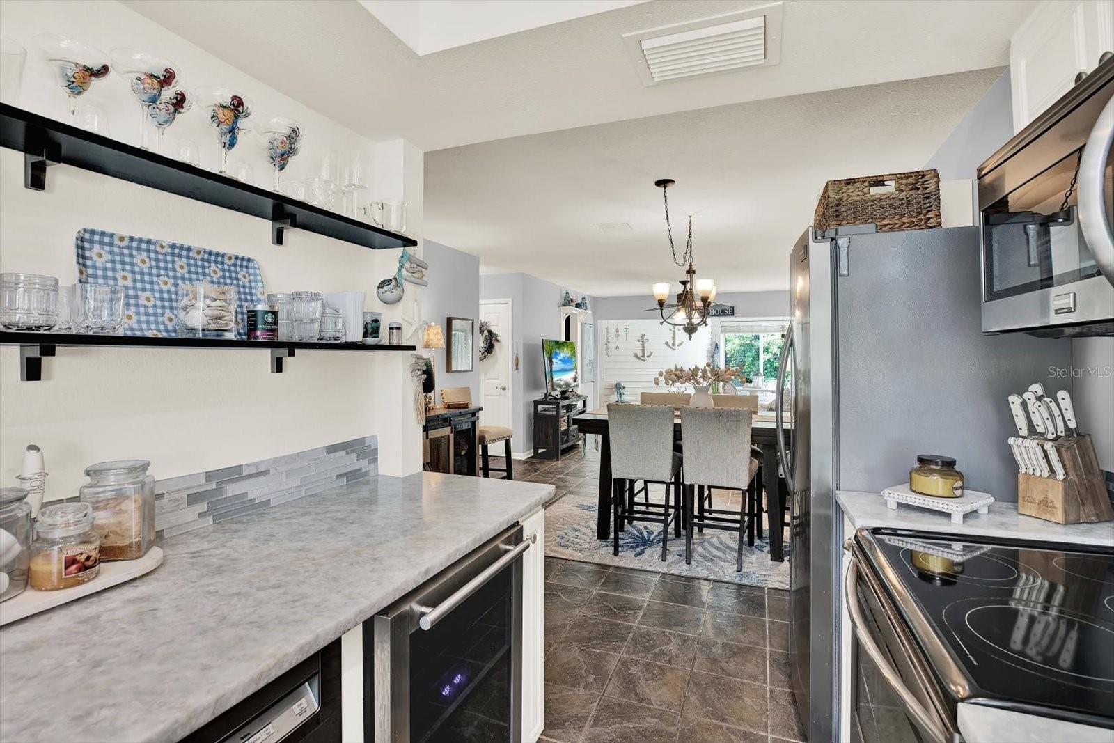ISLAND CLUB OF TARPON - Residential