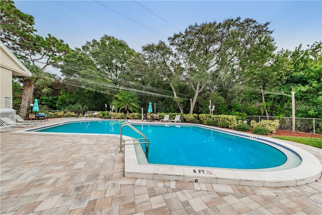 ISLAND CLUB OF TARPON - Residential