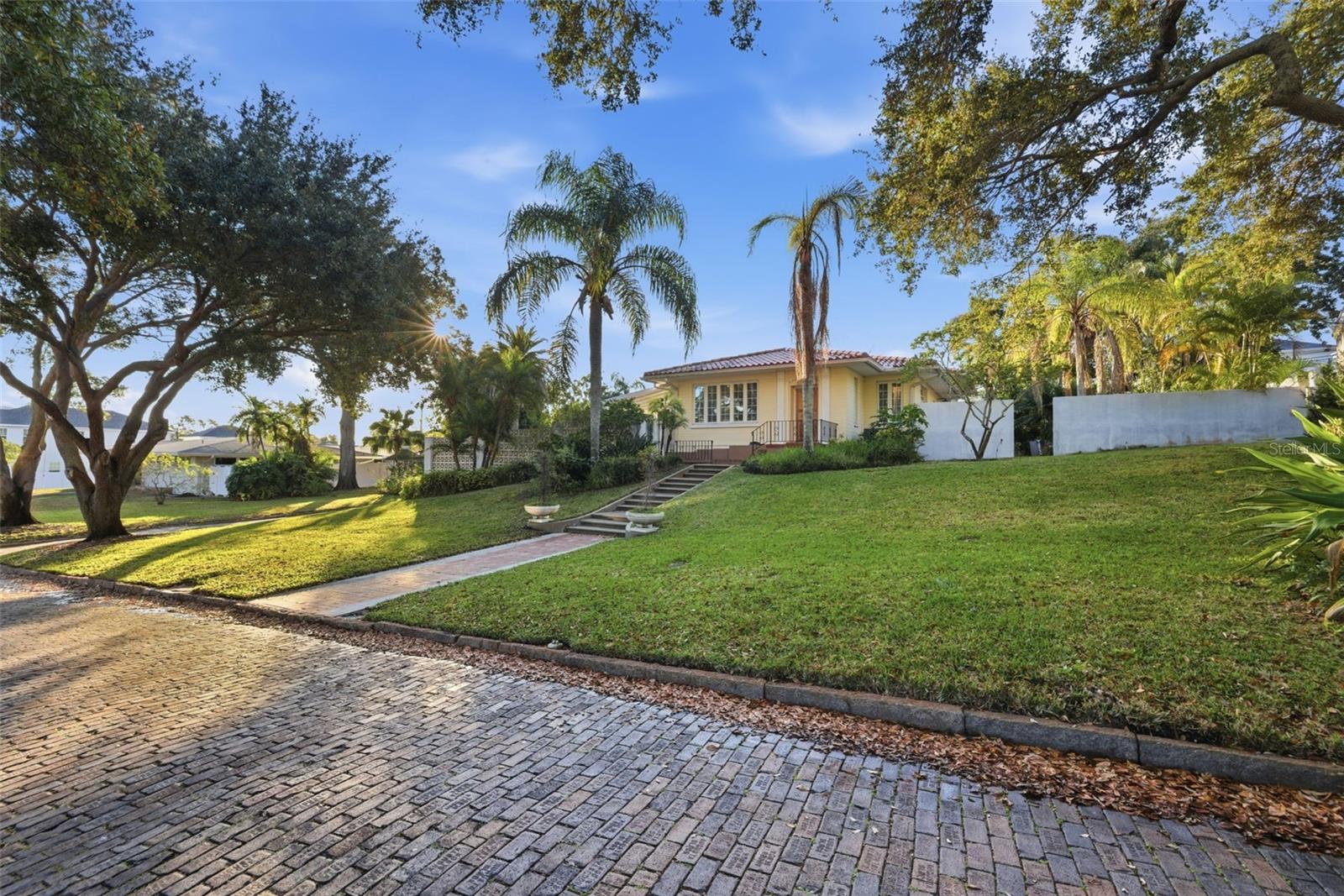 ALLENDALE TERRACE BLKS A-B-1-2-3-4-5-6 - Residential