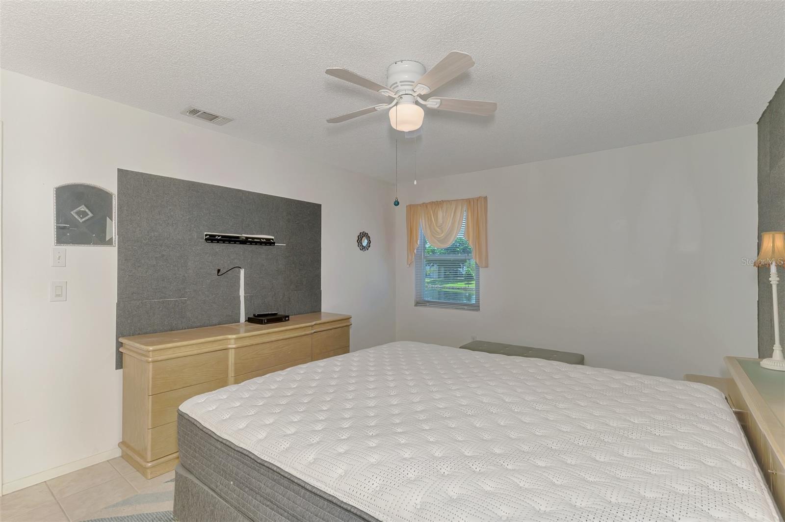 MIRROR LAKE SEC 3 - Residential