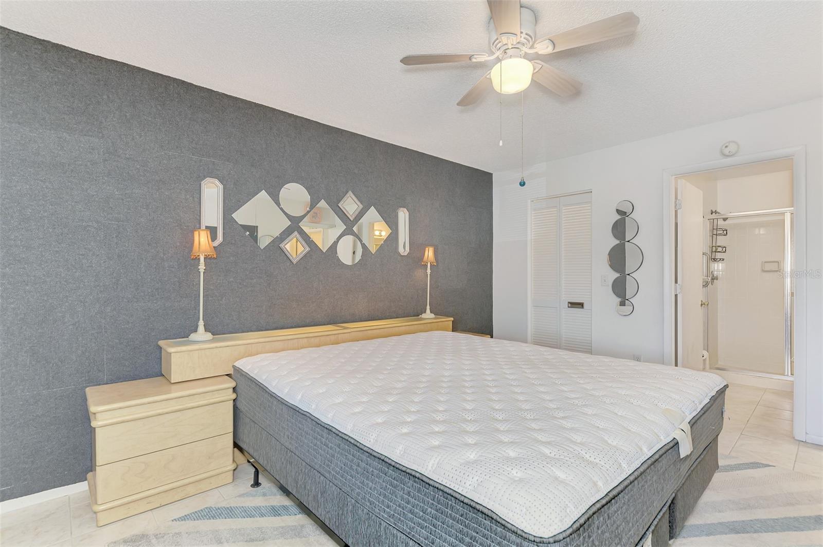 MIRROR LAKE SEC 3 - Residential