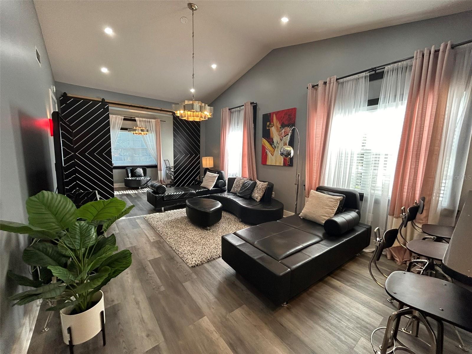 BOLLETTIERI RESORT VILLAS III - Residential