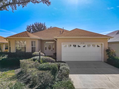 Photo of 9746 SW 89th Loop, Ocala, FL 34481 (MLS # OM719648)