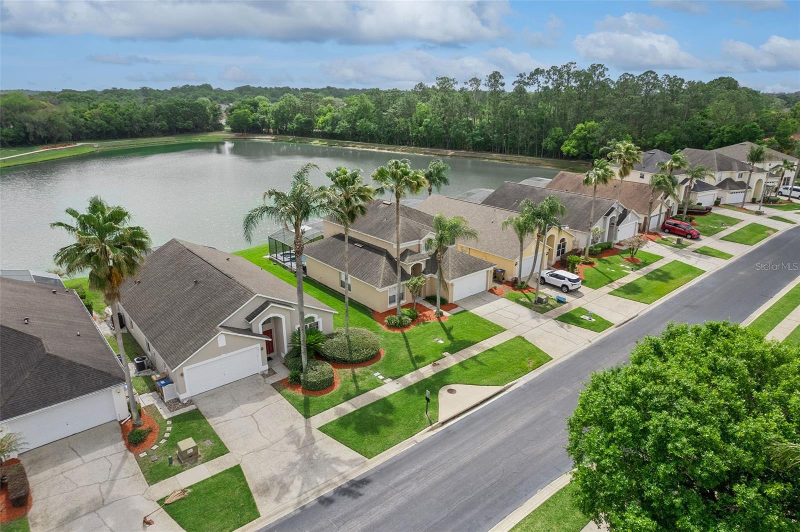 LAKE BERKLEY RESORT PH 02 - Residential