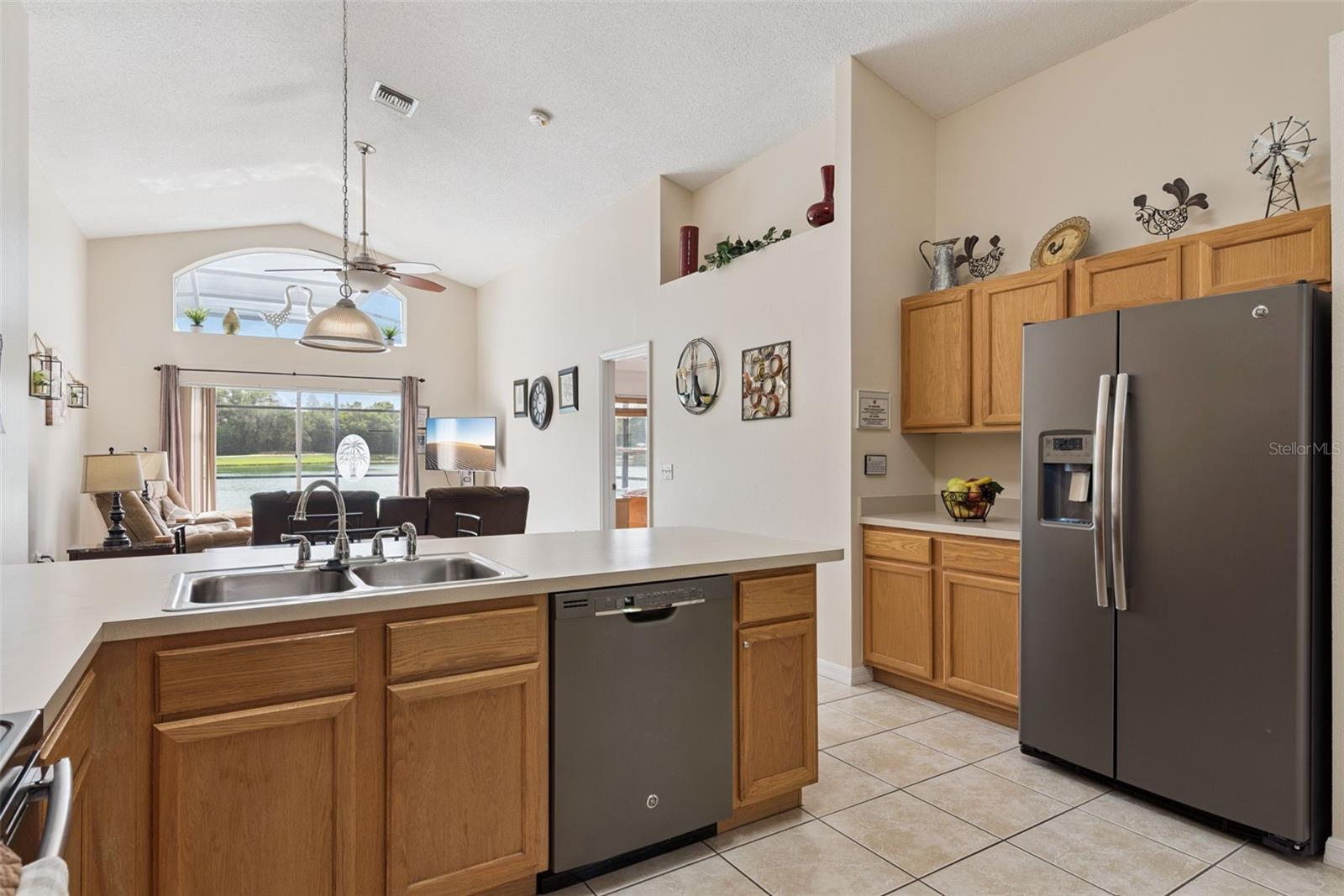 LAKE BERKLEY RESORT PH 02 - Residential