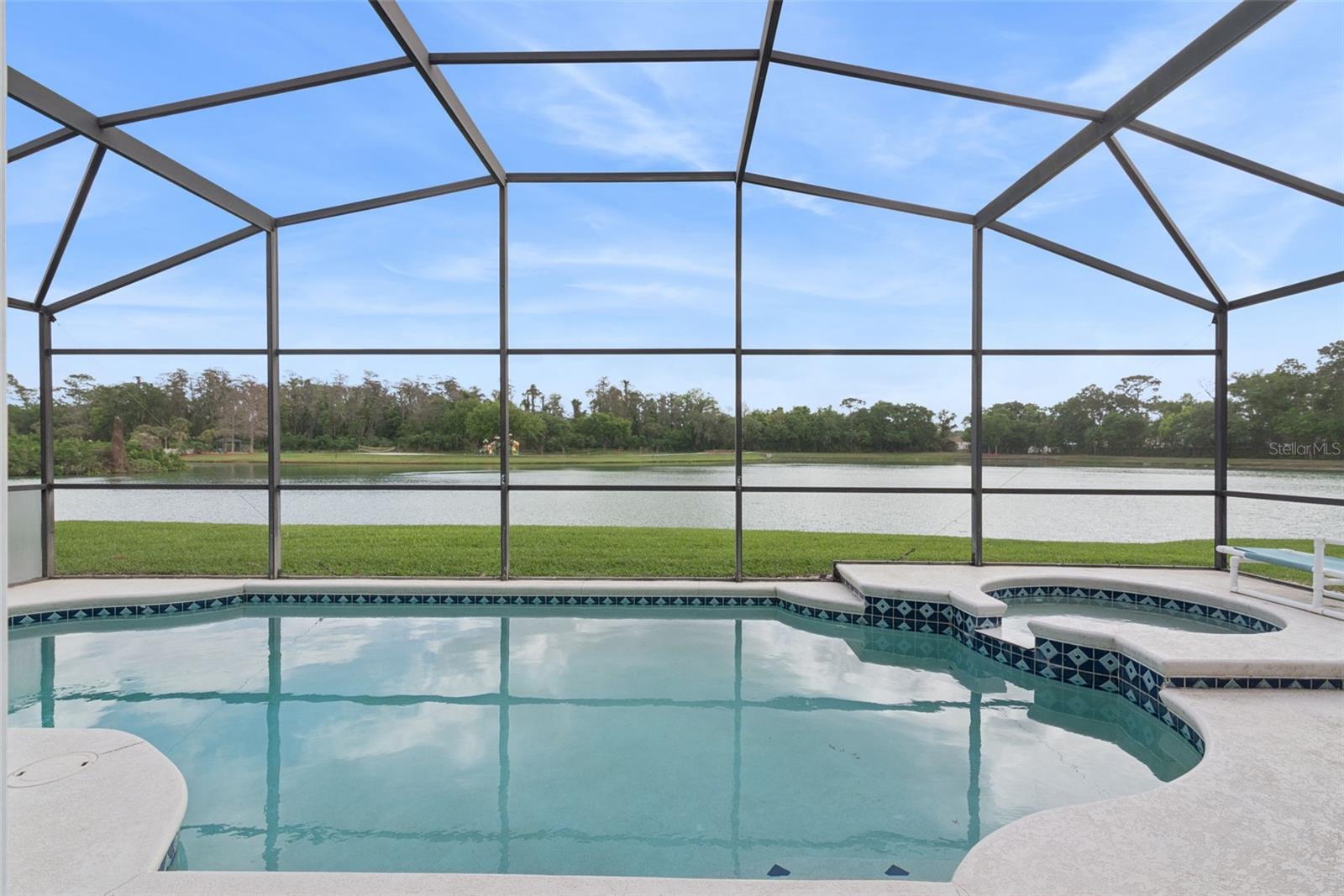 LAKE BERKLEY RESORT PH 02 - Residential