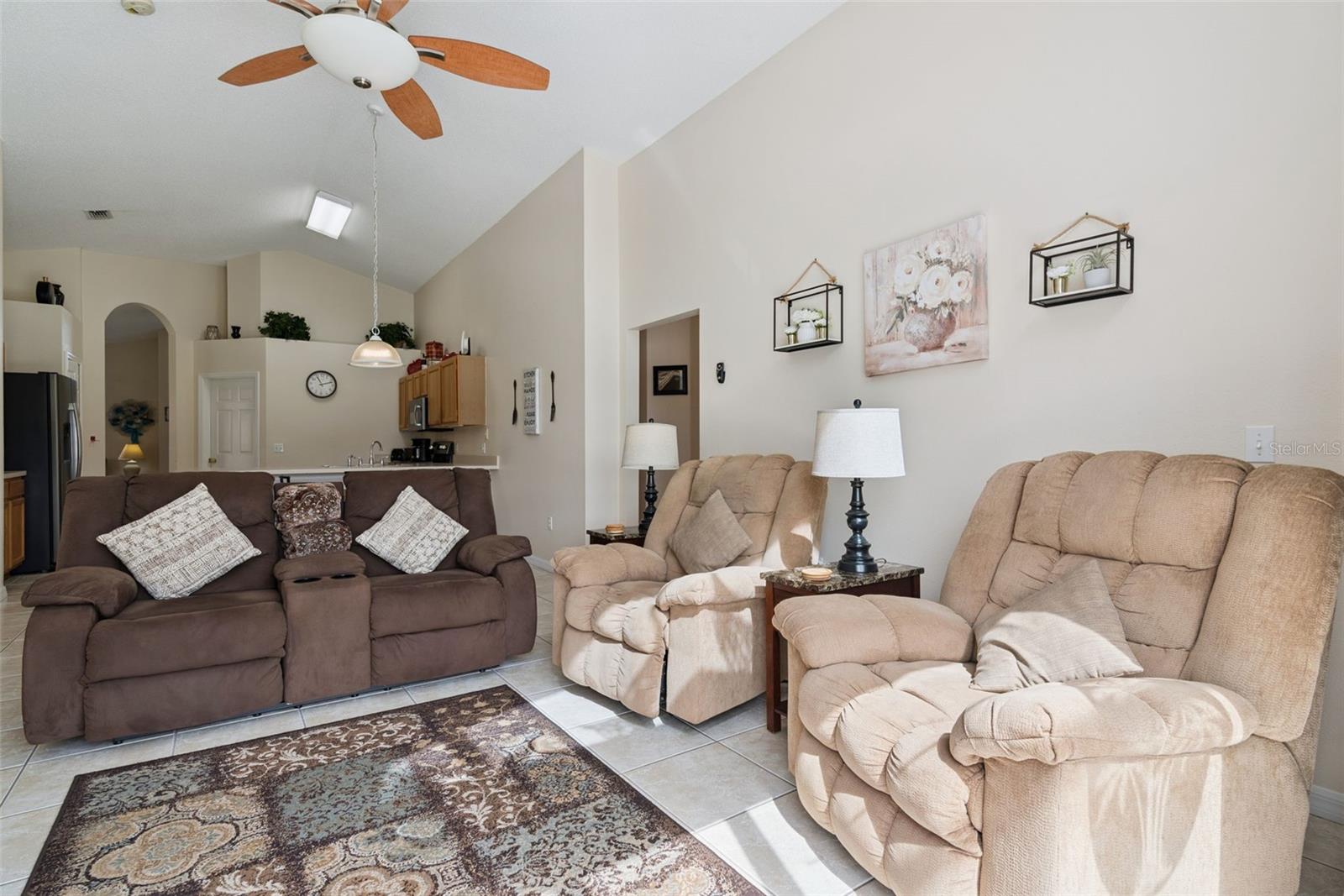 LAKE BERKLEY RESORT PH 02 - Residential