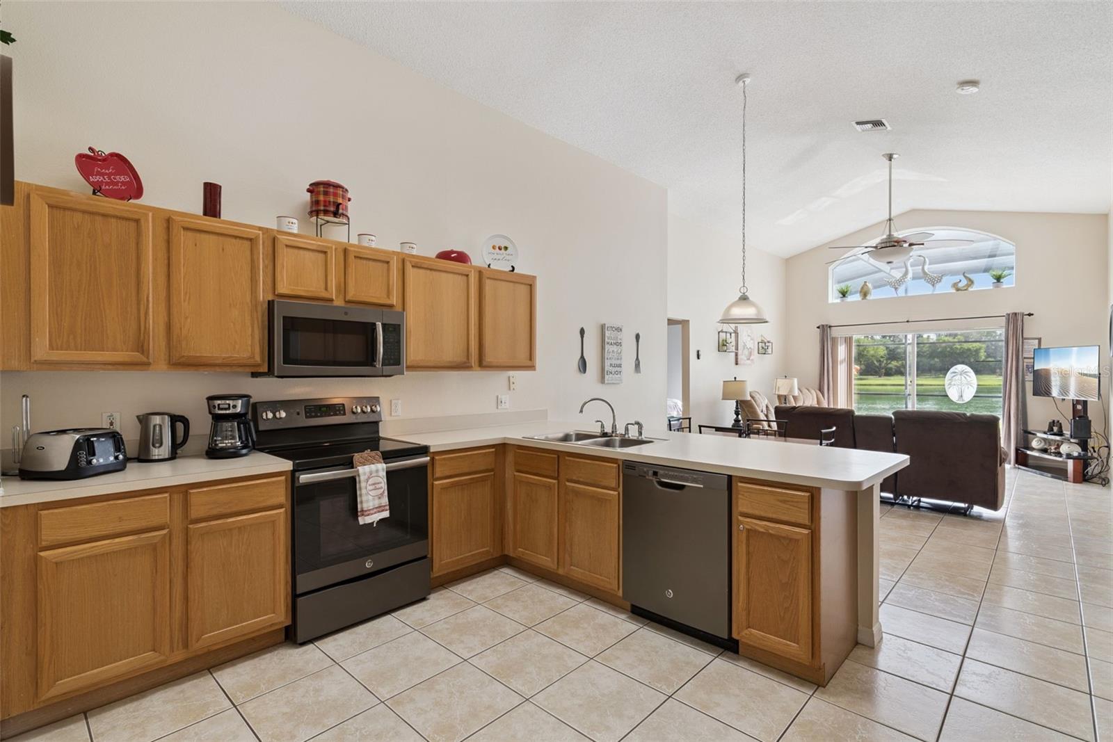 LAKE BERKLEY RESORT PH 02 - Residential