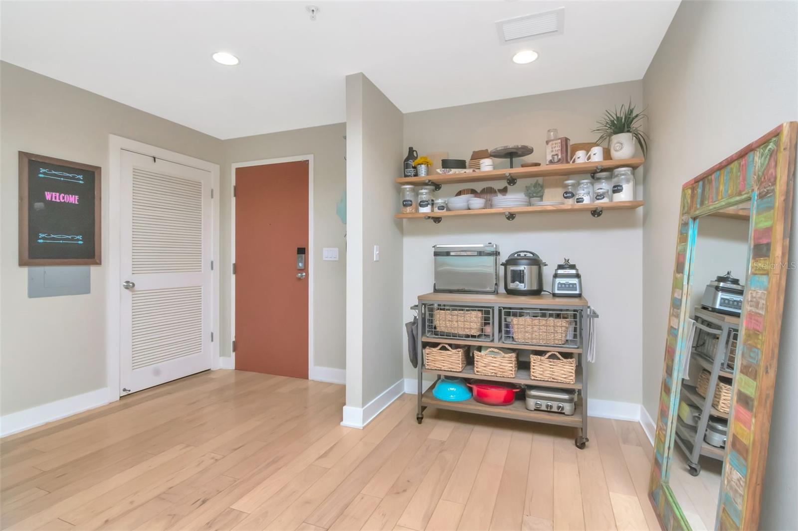 GRAND CENTRAL AT KENNEDY RESID - Residential