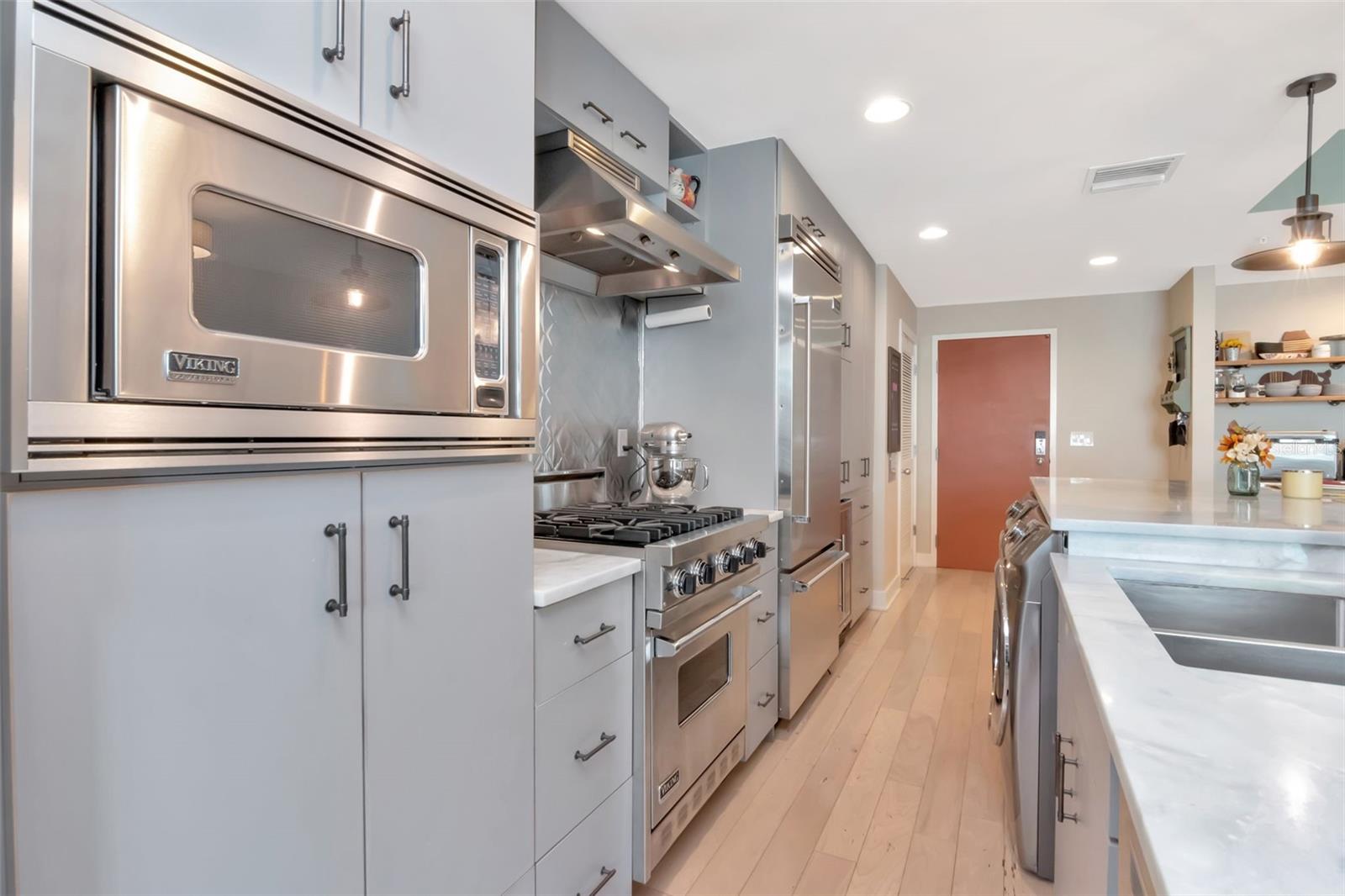 GRAND CENTRAL AT KENNEDY RESID - Residential