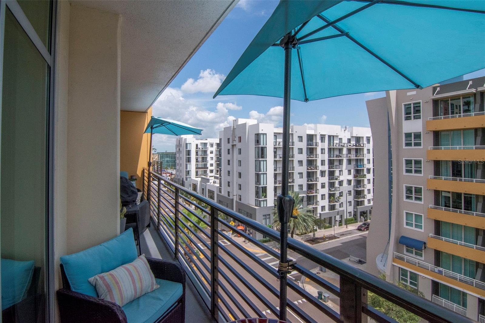 GRAND CENTRAL AT KENNEDY RESID - Residential