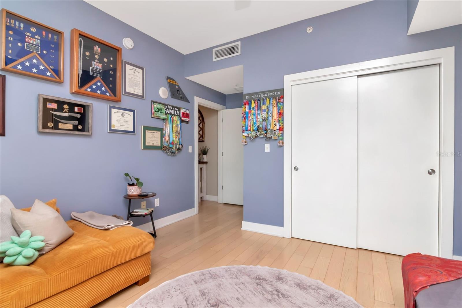 GRAND CENTRAL AT KENNEDY RESID - Residential