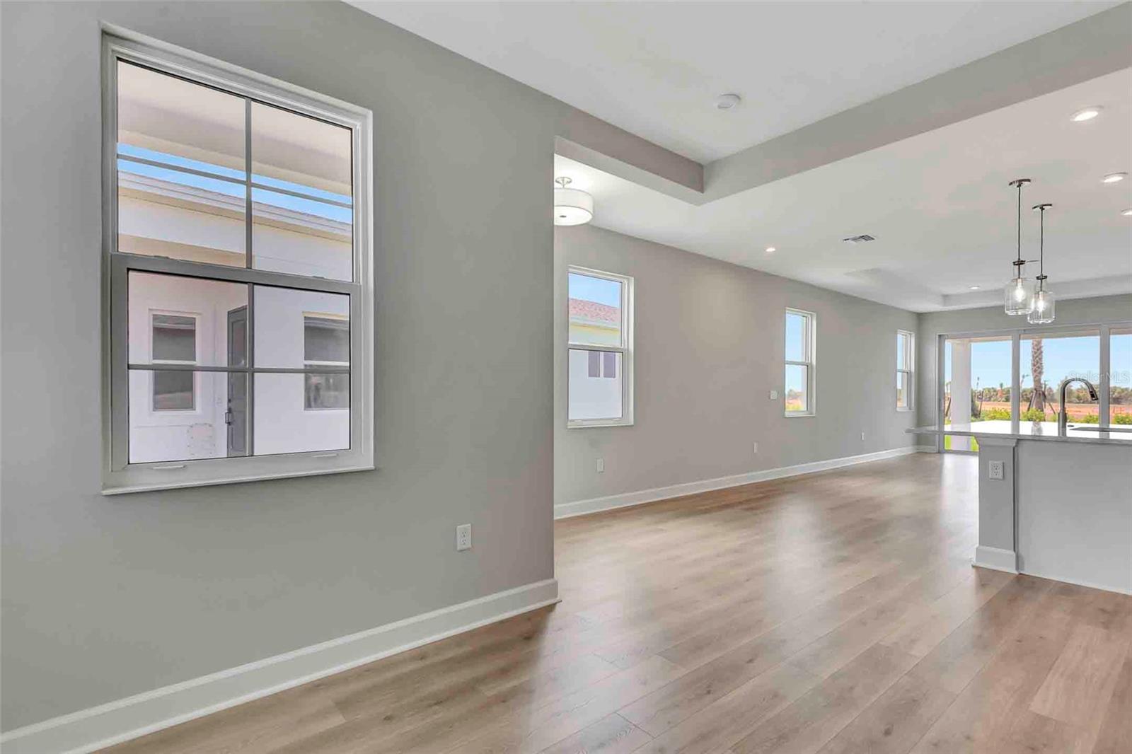 CRESSWIND AT LAKE HARRIS - Residential