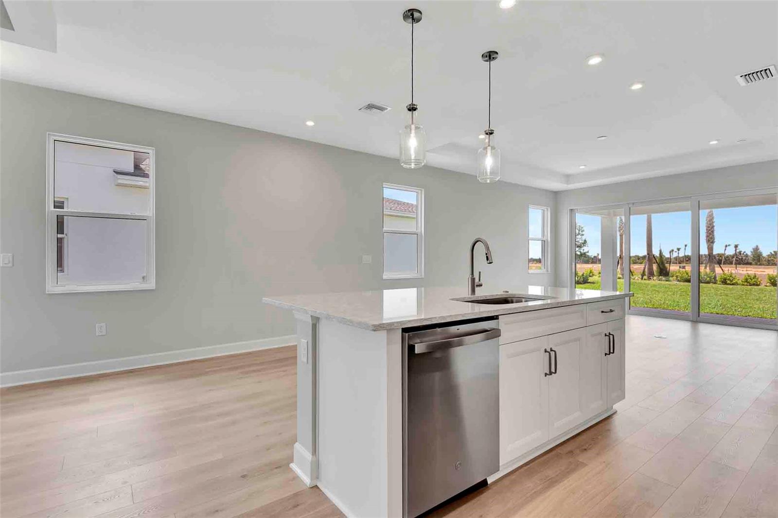 CRESSWIND AT LAKE HARRIS - Residential