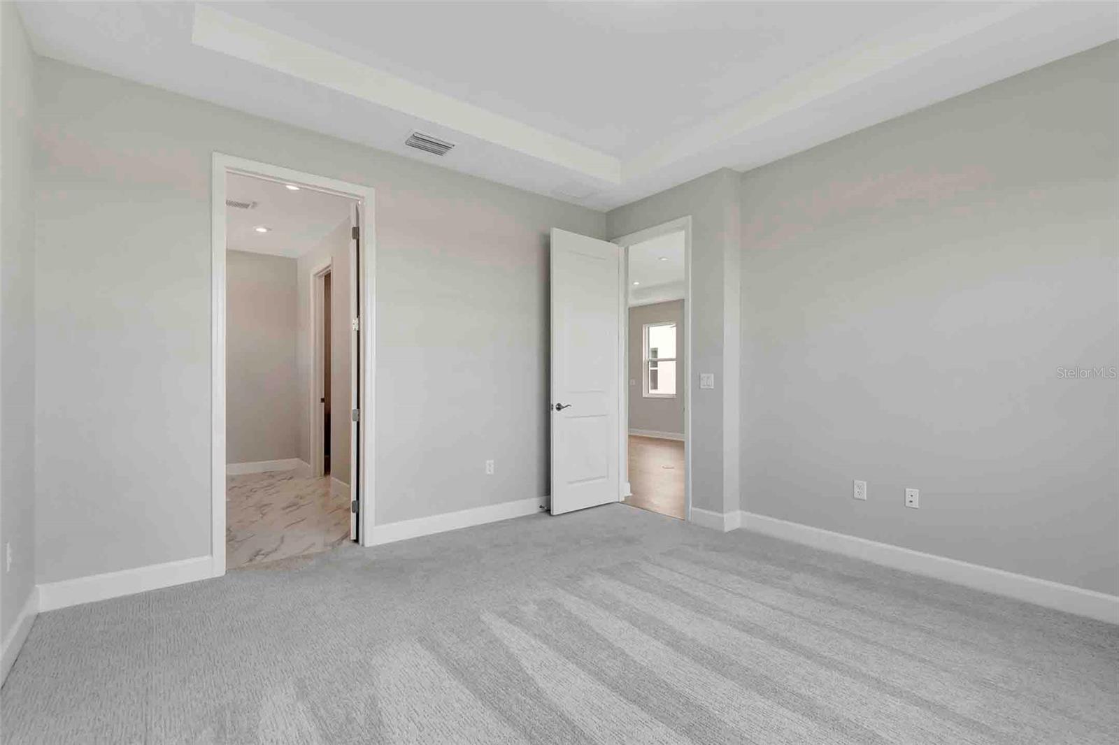 CRESSWIND AT LAKE HARRIS - Residential