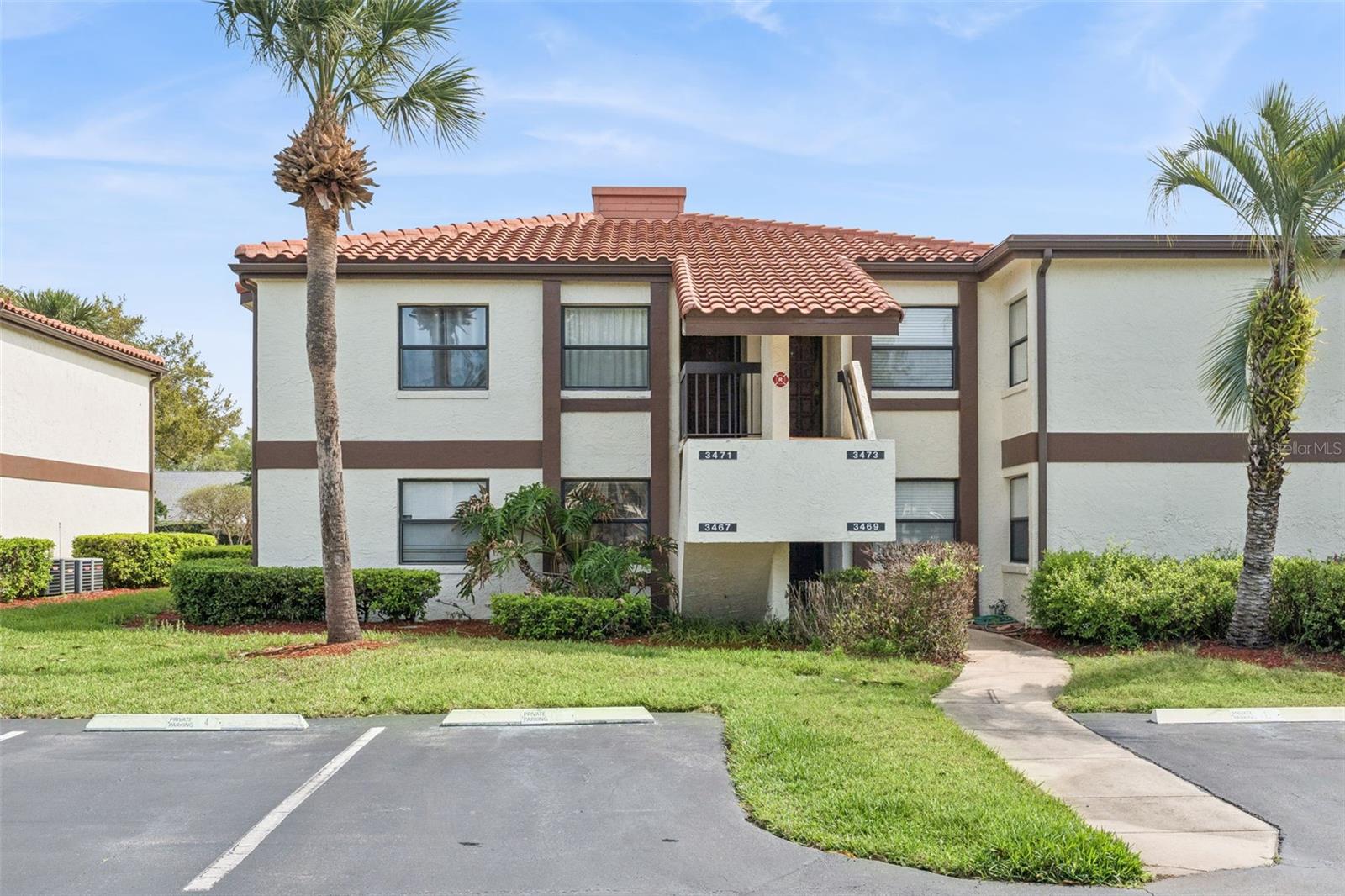 WILLOWPOINTE CONDO PH 01 - Residential