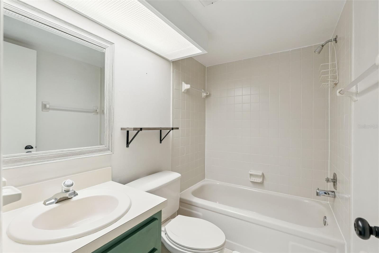 WILLOWPOINTE CONDO PH 01 - Residential